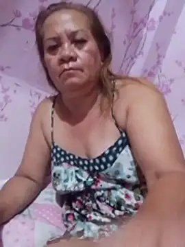 Snapshot of vickyhot1966 chatting on 03.18.26 vickyhot1966 online show from 03.18.26