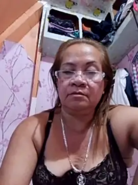 Snapshot of vickyhot1966 chatting on 04.06.26 vickyhot1966 online show from 04.06.26