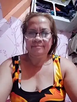 Snapshot of vickyhot1966 chatting on 04.09.26 vickyhot1966 online show from 04.09.26