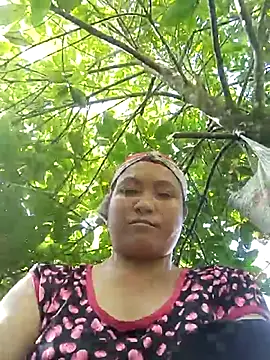 Love-Mama33 online show from 11.15.25