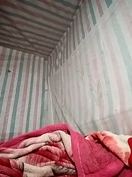 Love-Mama33 online show from 11.26.25