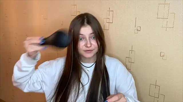 Snapshot of may_rollins chatting on 10.15.25 may rollins online show from 10.15.25