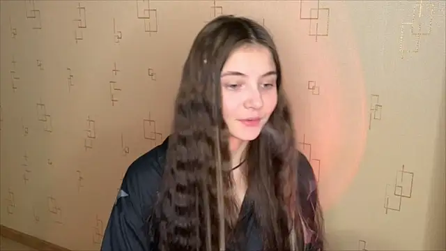 Snapshot of may_rollins chatting on 10.19.25 may rollins online show from 10.19.25