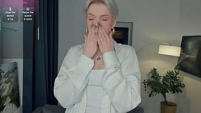 OdelynaAsp online show from 10.26.25