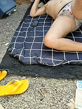 Snapshot of bad_wolf28 chatting on 11.27.25 bad wolf28 online show from 11.27.25