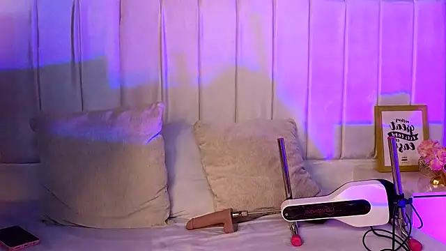 salma falcon online show from 09.17.25