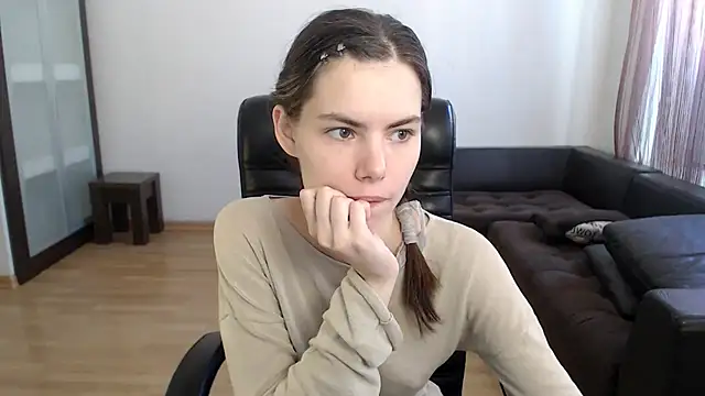 AmelieReve online show from 09.19.25