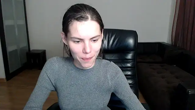 AmelieReve online show from 09.25.25