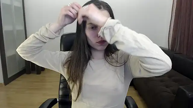 AmelieReve online show from 10.24.25