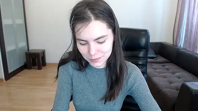 AmelieReve online show from 10.26.25