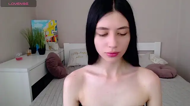 Snapshot of SelinLi chatting on 06.22.26 SelinLi online show from 06.22.26
