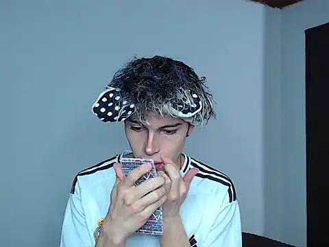 john vichenso online show from 11.26.25