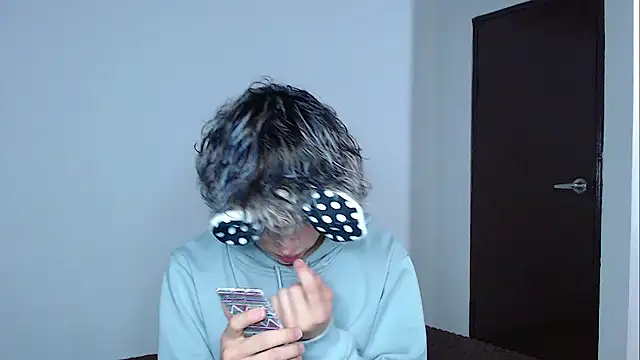 john vichenso online show from 11.28.25