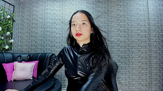 akimy teen online show from 09.11.25