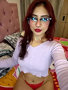 sarah lark  online show from 11.05.25