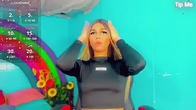 Britany montiel online show from 11.19.25