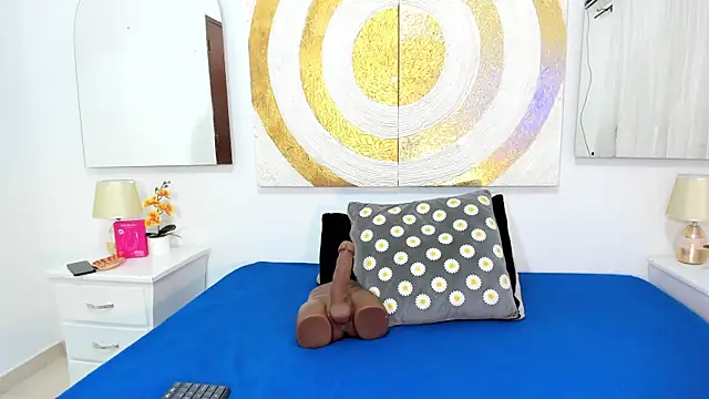 Michelle Lewis  online show from 02.13.26