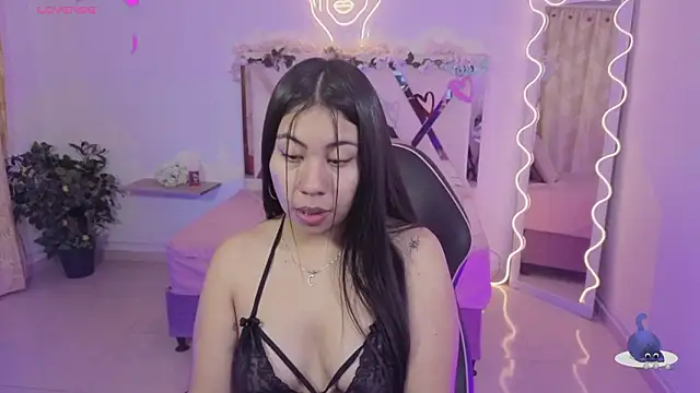 ZURY TAY online show from 01.15.26