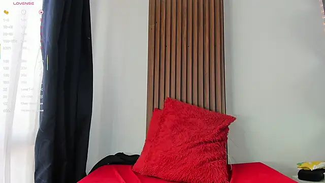 hannah lover online show from 09.16.25