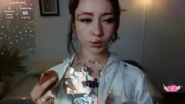 Snapshot of Evanss_lx chatting on 11.15.25 Evanss lx online show from 11.15.25