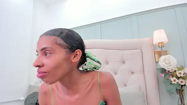 sarah ashbourne online show from 12.16.25