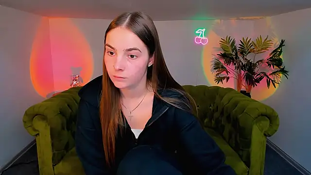 Snapshot of rad_rebel_ chatting on 09.25.25 rad rebel  online show from 09.25.25