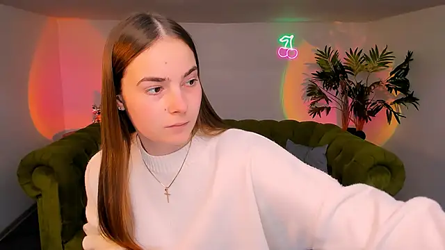 Snapshot of rad_rebel_ chatting on 10.02.25 rad rebel  online show from 10.02.25