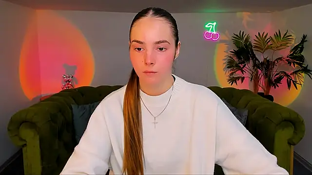 Snapshot of rad_rebel_ chatting on 10.22.25 rad rebel  online show from 10.22.25