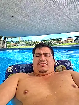 lucho8690 online show from 10.18.25