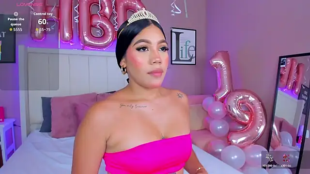 sarahyessica online show from 05.09.26