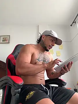 DeimonOficial online show from 10.15.25