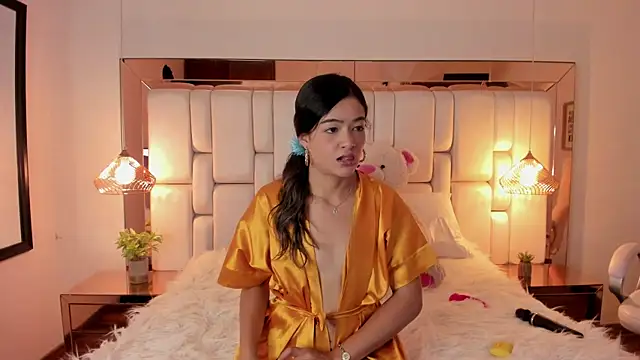 Snapshot of ValeriaPrado chatting on 10.02.25 ValeriaPrado online show from 10.02.25