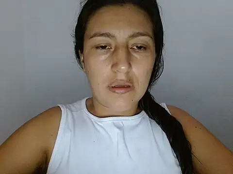 SarahFriendly online show from 08.06.26