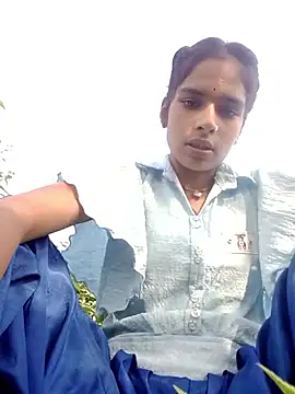 Snapshot of Gulika_Doshi chatting on 09.11.25 Gulika Doshi online show from 09.11.25