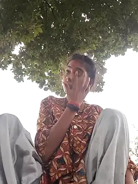 Gulika Doshi online show from 09.28.25