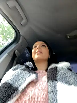 Lexi Storm online show from 10.05.25