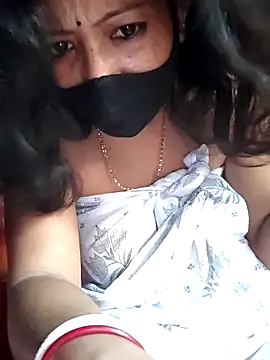 Magic-heart1 online show from 09.13.25