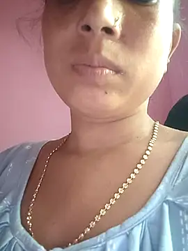 Magic-heart1 online show from 10.10.25