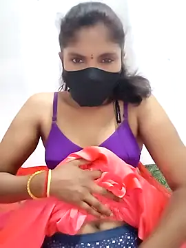 Snapshot of deepa-telugu143 chatting on 10.08.25 deepa-telugu143 online show from 10.08.25