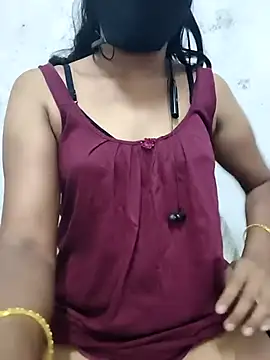 Snapshot of deepa-telugu143 chatting on 10.12.25 deepa-telugu143 online show from 10.12.25