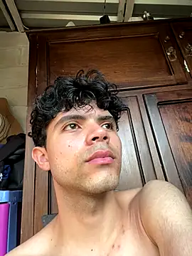 Axel-Mejia online show from 12.14.25