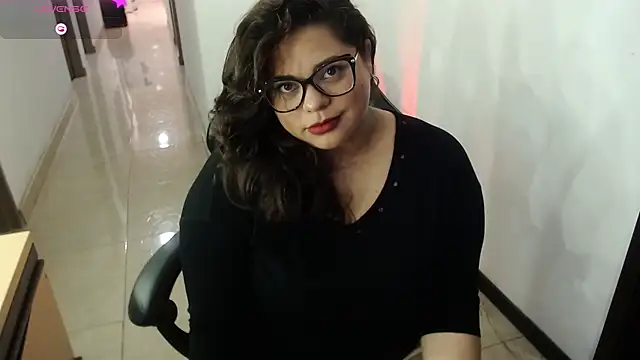 merly chica online show from 10.08.25