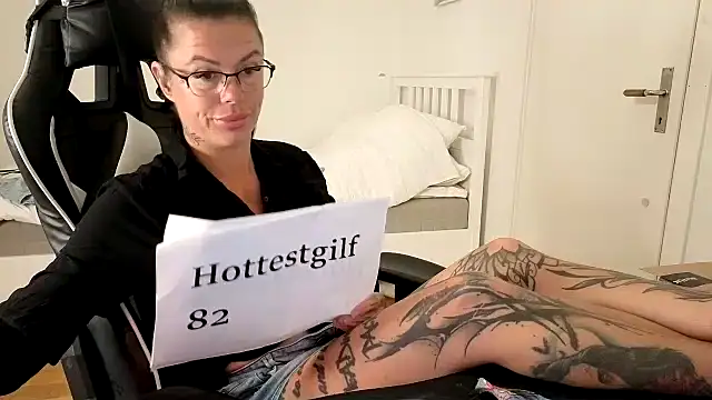 sexygilf82 online show from 07.19.26