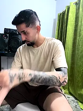 giannis090 online show from 10.12.25