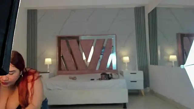 Snapshot of VanessaHard_as chatting on 09.11.25 VanessaHard as online show from 09.11.25