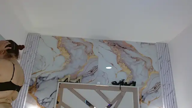 VanessaHard as online show from 10.05.25