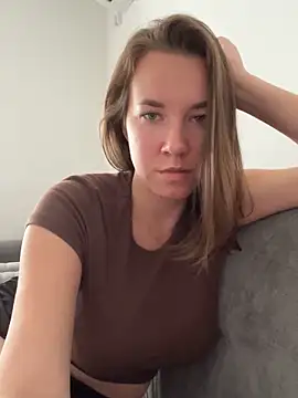 Candy Foxxxy  online show from 09.18.25