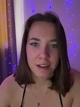 Candy Foxxxy  online show from 09.21.25