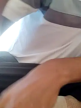 Snapshot of INTERNATIONAL0001 chatting on 09.18.25 INTERNATIONAL0001 online show from 09.18.25