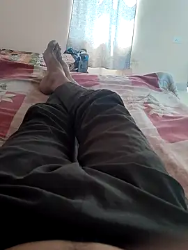 Snapshot of INTERNATIONAL0001 chatting on 09.26.25 INTERNATIONAL0001 online show from 09.26.25